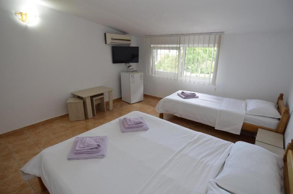 Hotel Vila Rara Costinesti Exterior foto